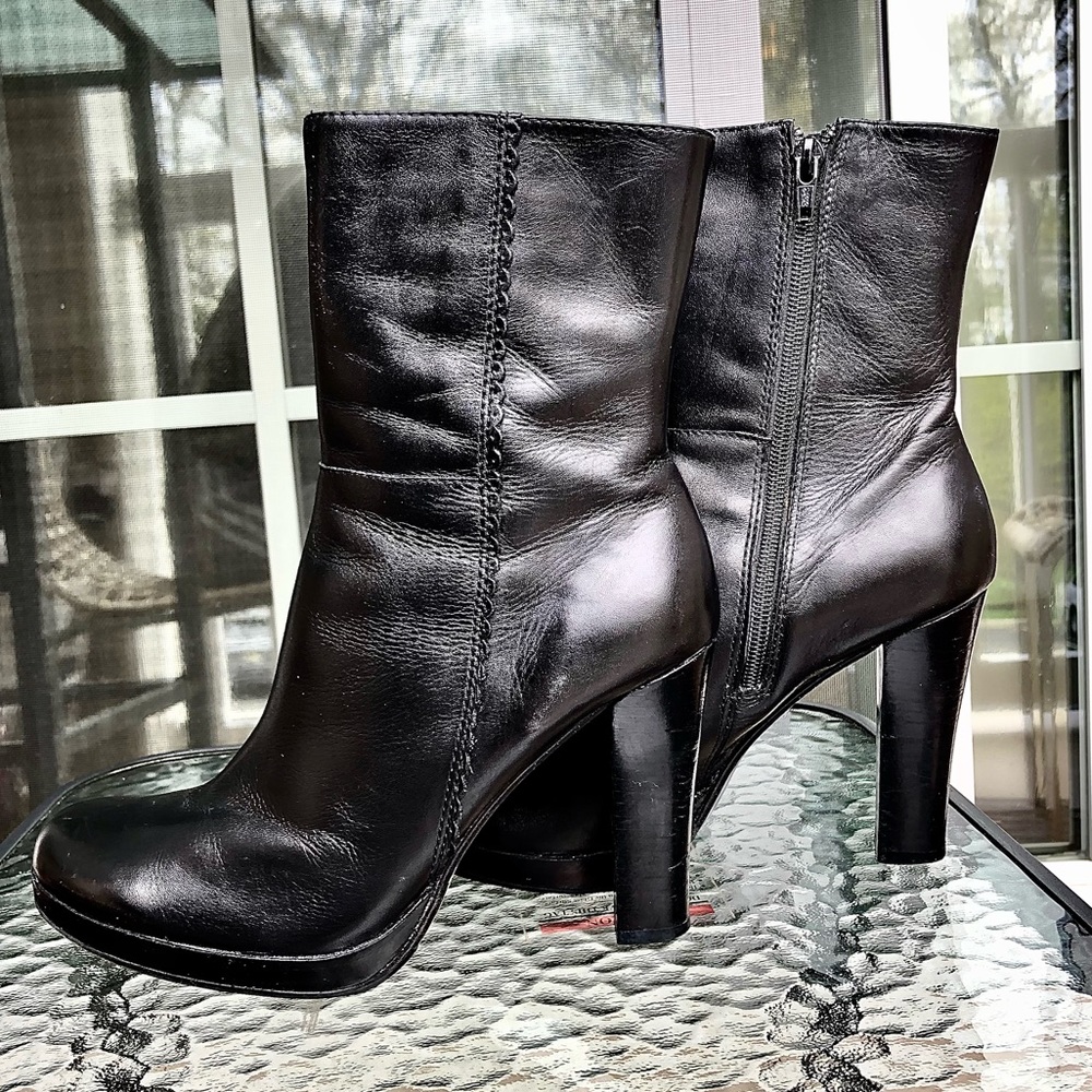 Charles by Charles David Boots Size 7 1/2 - Picture 4 of 15